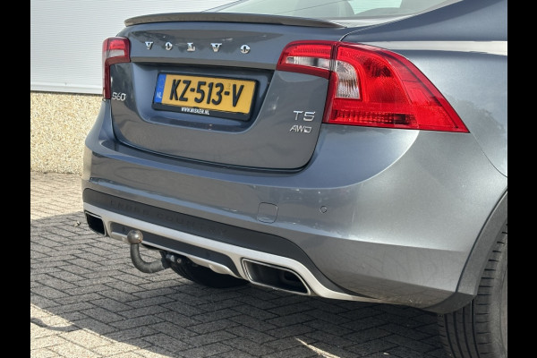 Volvo S60 Cross Country 2.0 T5 AWD Momentum Volvo S60 Cross Country 2.0 T5 AWD Momentum