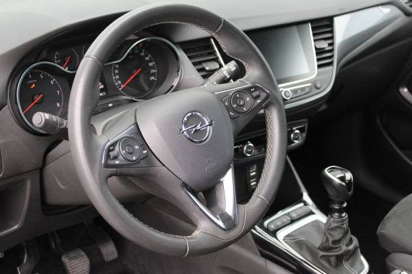 Opel Crossland 1.2 Turbo Elegance Mooie en luxe hoogzitter met weinig km's ! Volautm. airco dual, cruise control, camera, comfortstoelen, metallic lak,  LM wielen, navigatie, telefoonvoorb., LED verlichting  etc. Opel Crossland 1.2 Turbo Elegance Mooie en luxe hoogzitter met weinig km's ! Volautm. airco dual, cruise control, camera, comfortstoelen, metallic lak,  LM wielen, navigatie, telefoonvoorb., LED verlichting  etc.