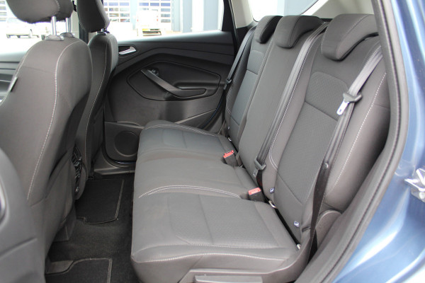 Ford Kuga 1.5 120 pk EcoBoost Trend Ultimate 1800kg Trekgewicht, Trekhaak, Lm velgen, Navigatie Ford Kuga 1.5 120 pk EcoBoost Trend Ultimate 1800kg Trekgewicht, Trekhaak, Lm velgen, Navigatie