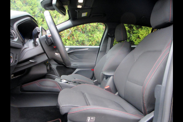 Ford FOCUS Wagon 1.5 EcoBoost ST Line X Business Automaat Ford FOCUS Wagon 1.5 EcoBoost ST Line X Business Automaat