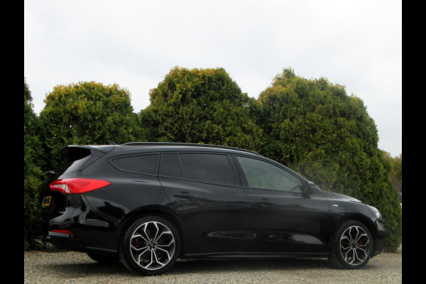 Ford FOCUS Wagon 1.5 EcoBoost ST Line X Business Automaat Ford FOCUS Wagon 1.5 EcoBoost ST Line X Business Automaat