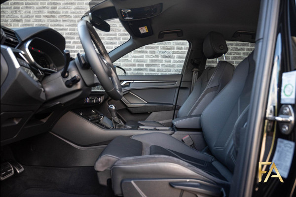 Audi Q3 Sportback 45 TFSI e S Line Edition One 20Inch|Leder|MatrixLED|Ambianceverlichting|Fullblack