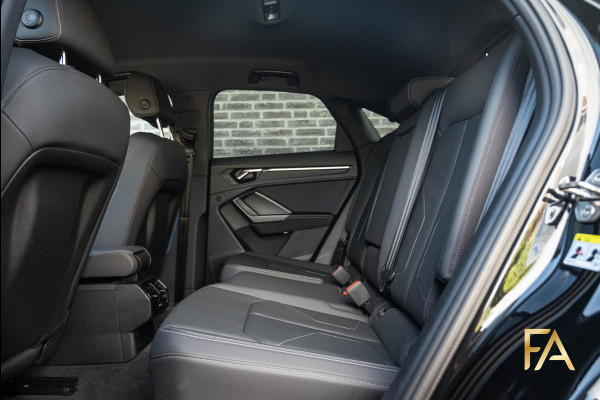 Audi Q3 Sportback 45 TFSI e S Line Edition One 20Inch|Leder|MatrixLED|Ambianceverlichting|Fullblack