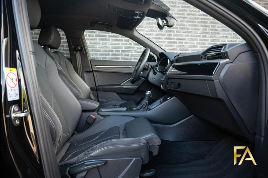 Audi Q3 Sportback 45 TFSI e S Line Edition One 20Inch|Leder|MatrixLED|Ambianceverlichting|Fullblack