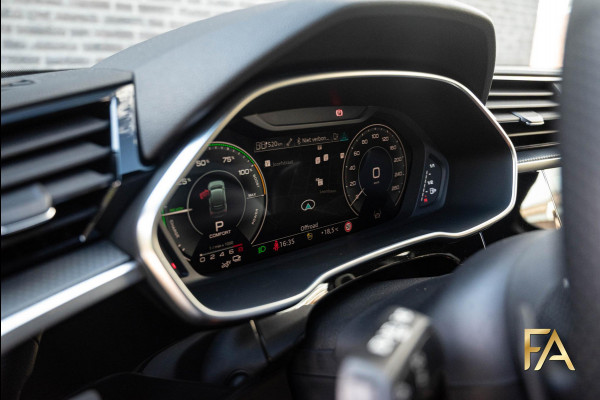 Audi Q3 Sportback 45 TFSI e S Line Edition One 20Inch|Leder|MatrixLED|Ambianceverlichting|Fullblack
