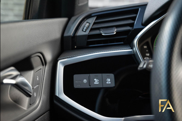 Audi Q3 Sportback 45 TFSI e S Line Edition One 20Inch|Leder|MatrixLED|Ambianceverlichting|Fullblack