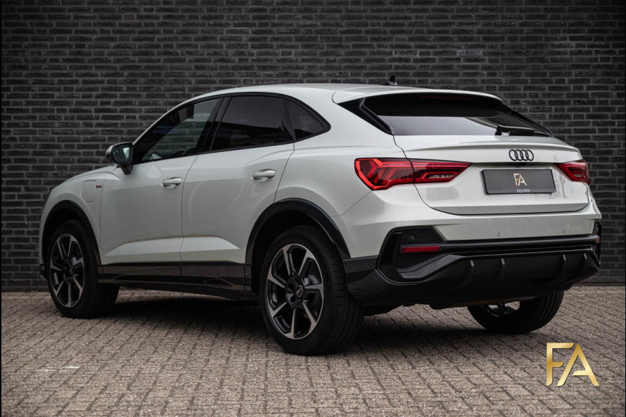 Audi Q3 Sportback 45 TFSI e S Line S Line|19Inch|Tauzilver|Ambienteverlichting| Audi Q3 Sportback 45 TFSI e S Line S Line|19Inch|Tauzilver|Ambienteverlichting|