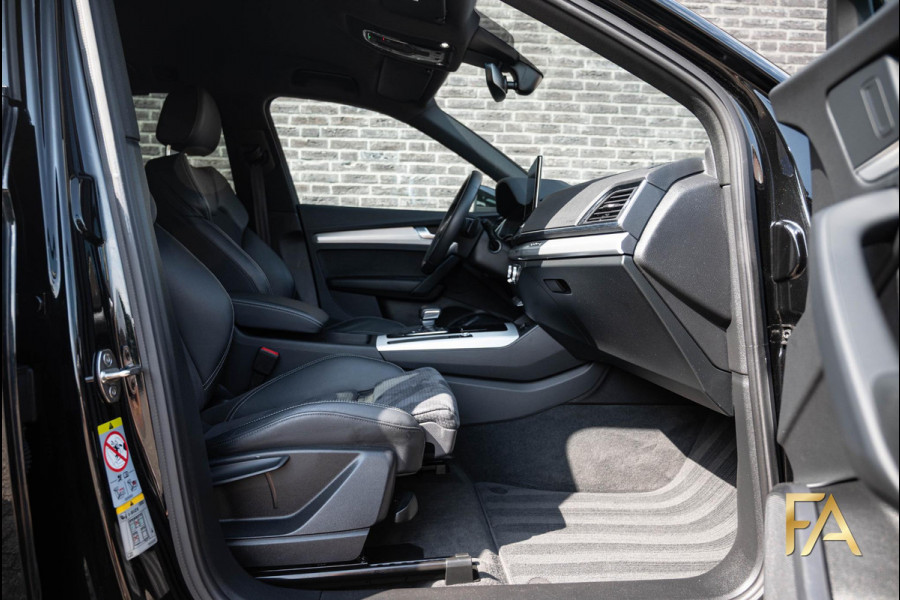 Audi Q5 50 TFSI e S Line 20Inch|LED|Trekhaak|Alcantara Audi Q5 50 TFSI e S Line 20Inch|LED|Trekhaak|Alcantara