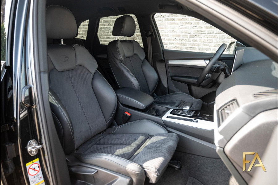Audi Q5 50 TFSI e S Line 20Inch|LED|Trekhaak|Alcantara Audi Q5 50 TFSI e S Line 20Inch|LED|Trekhaak|Alcantara