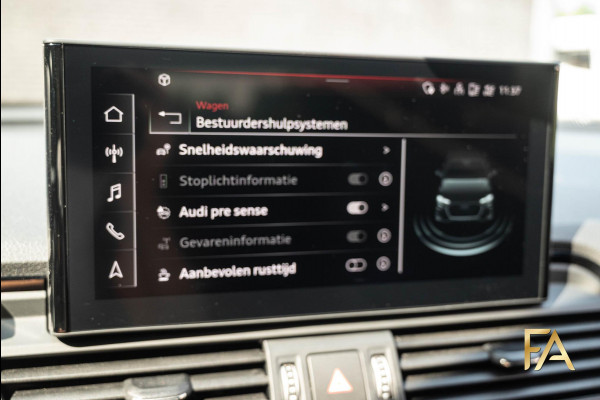 Audi Q5 50 TFSI e S Line 20Inch|LED|Trekhaak|Alcantara Audi Q5 50 TFSI e S Line 20Inch|LED|Trekhaak|Alcantara