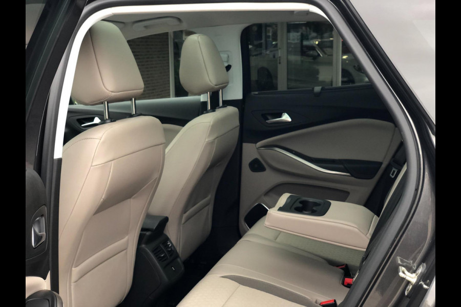 Opel Grandland X 1.6 Turbo Business Executive | Panodak, Carplay/Android, Navi, DAB, Cruise, Clima | NAP | Opel Grandland X 1.6 Turbo Business Executive | Panodak, Carplay/Android, Navi, DAB, Cruise, Clima | NAP |