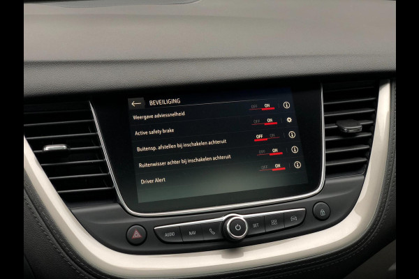 Opel Grandland X 1.6 Turbo Business Executive | Panodak, Carplay/Android, Navi, DAB, Cruise, Clima | NAP | Opel Grandland X 1.6 Turbo Business Executive | Panodak, Carplay/Android, Navi, DAB, Cruise, Clima | NAP |