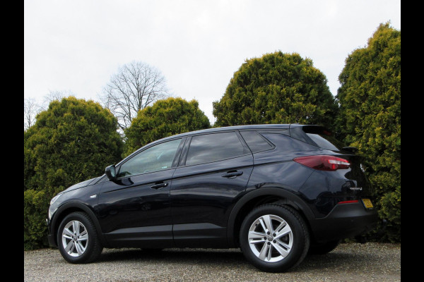 Opel Grandland X 1.2 Turbo Online Edition *Trekhaak*Navi* Opel Grandland X 1.2 Turbo Online Edition *Trekhaak*Navi*