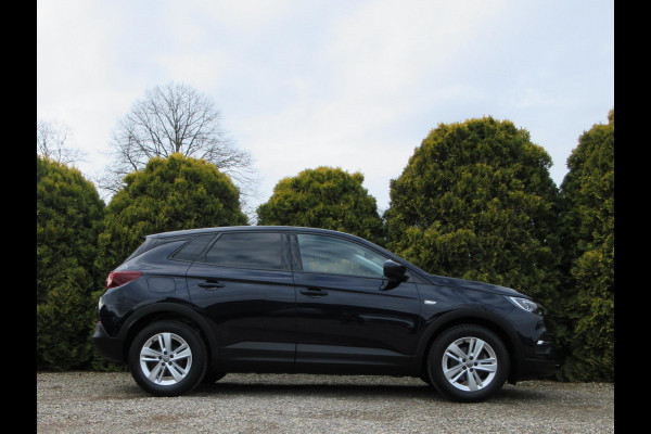 Opel Grandland X 1.2 Turbo Online Edition *Trekhaak*Navi* Opel Grandland X 1.2 Turbo Online Edition *Trekhaak*Navi*
