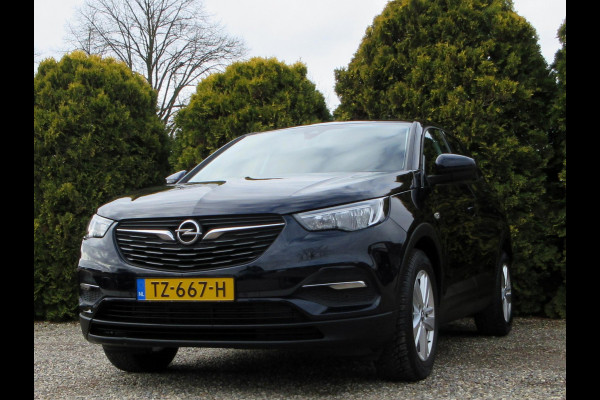 Opel Grandland X 1.2 Turbo Online Edition *Trekhaak*Navi* Opel Grandland X 1.2 Turbo Online Edition *Trekhaak*Navi*