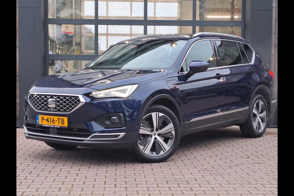 Seat Tarraco 1.4 TSI e-Hybrid PHEV Xcellence | LED | Trekhaak | ACC | Stoel- en stuurverwarming | Keyless | All-seasons | Seat Tarraco 1.4 TSI e-Hybrid PHEV Xcellence | LED | Trekhaak | ACC | Stoel- en stuurverwarming | Keyless | All-seasons |
