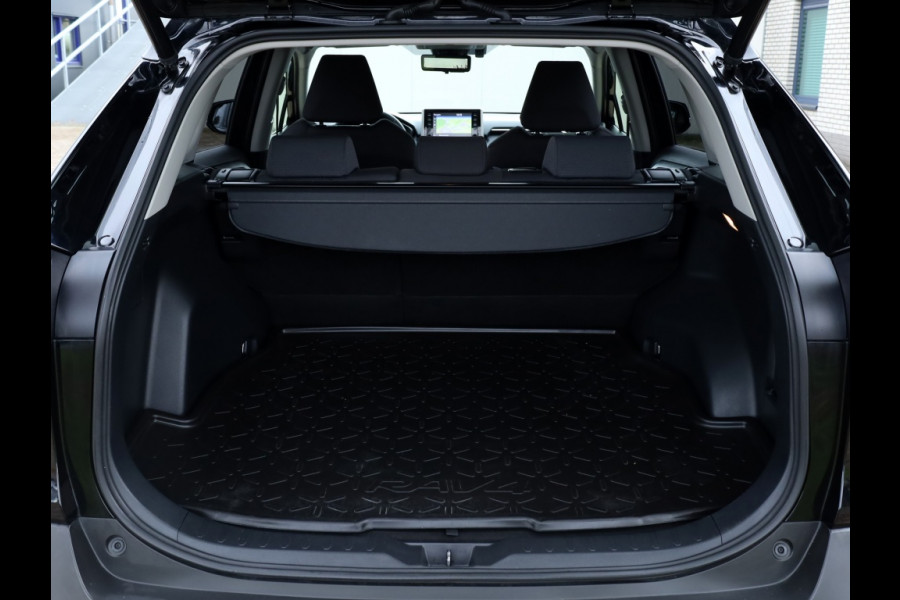 Toyota RAV4 2.5 Hybrid AWD Dynamic | Dodehoek | Digitale binnenspiegel Toyota RAV4 2.5 Hybrid AWD Dynamic | Dodehoek | Digitale binnenspiegel