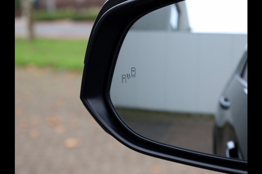 Toyota RAV4 2.5 Hybrid AWD Dynamic | Dodehoek | Digitale binnenspiegel Toyota RAV4 2.5 Hybrid AWD Dynamic | Dodehoek | Digitale binnenspiegel