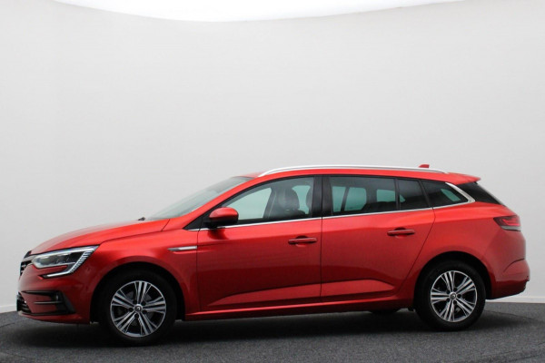 Renault MEGANE Estate 1.0 TCe Intens Camera, Head-Up, Apple Carplay, Keyless, Climate, DAB Renault MEGANE Estate 1.0 TCe Intens Camera, Head-Up, Apple Carplay, Keyless, Climate, DAB