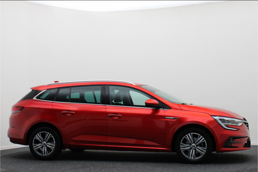 Renault MEGANE Estate 1.0 TCe Intens Camera, Head-Up, Apple Carplay, Keyless, Climate, DAB Renault MEGANE Estate 1.0 TCe Intens Camera, Head-Up, Apple Carplay, Keyless, Climate, DAB