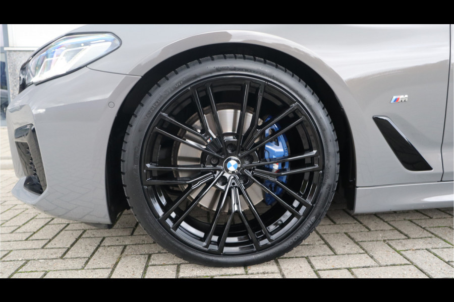BMW 5 Serie Touring 530i High Executive M-Sport 20inch / Bernina Grau / Pano / Camera / Laser