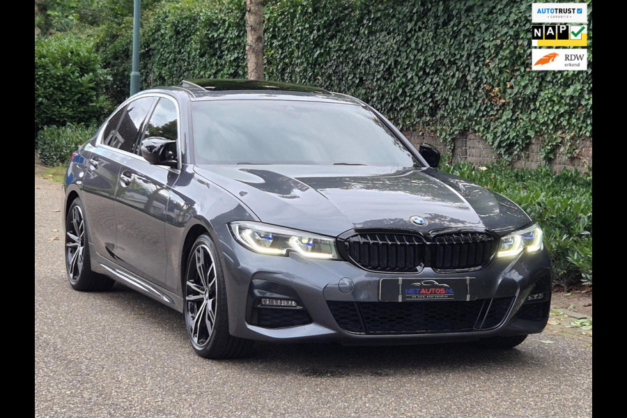 BMW 3-serie G20 330i M Edition Plus GARANTIE Android CarPlay Pano M Stoel HUD Camera NAP 1e EIG Laser Spoiler M Remmen