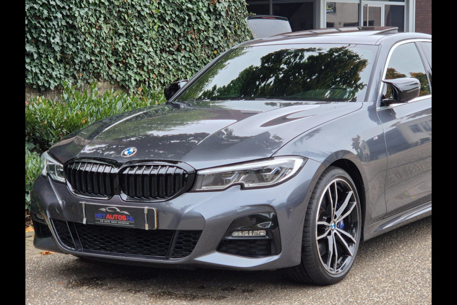 BMW 3-serie G20 330i M Edition Plus GARANTIE Android CarPlay Pano M Stoel HUD Camera NAP 1e EIG Laser Spoiler M Remmen