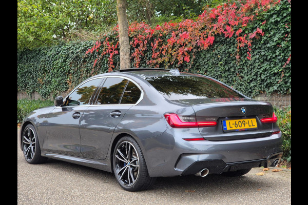 BMW 3-serie G20 330i M Edition Plus GARANTIE Android CarPlay Pano M Stoel HUD Camera NAP 1e EIG Laser Spoiler M Remmen