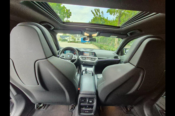 BMW 3-serie G20 330i M Edition Plus GARANTIE Android CarPlay Pano M Stoel HUD Camera NAP 1e EIG Laser Spoiler M Remmen