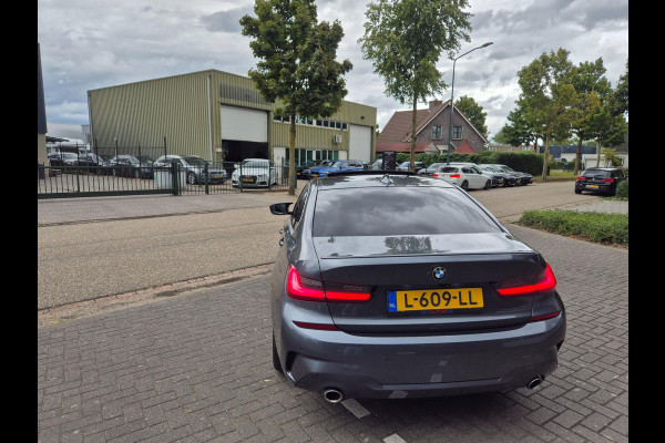 BMW 3-serie G20 330i M Edition Plus GARANTIE Android CarPlay Pano M Stoel HUD Camera NAP 1e EIG Laser Spoiler M Remmen