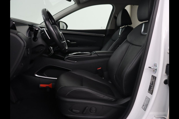 Hyundai Tucson 1.6 T-GDI PHEV Premium 4WD | Trekhaak | Stoelventilatie | 360 Camera | Leder | Carplay | Memory | Achterbankverwarming | Navigatie | Stuurverwarming | Full LED | Keyless | Plug In