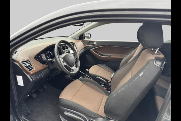 Hyundai i20 Coupé 1.0 T-GDI Comfort 100PK | navigatie | cruise control | climate control | achteruitrijcamera | trekhaak