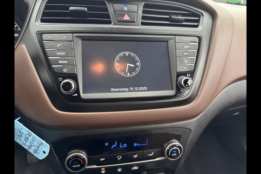 Hyundai i20 Coupé 1.0 T-GDI Comfort 100PK | navigatie | cruise control | climate control | achteruitrijcamera | trekhaak