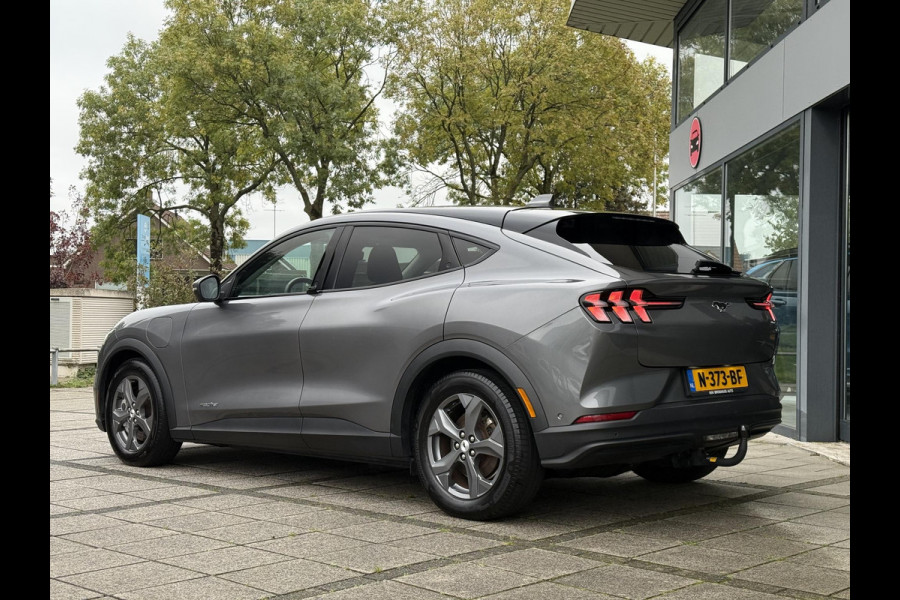 Ford Mustang Mach-E RWD 75 kWh | Trekhaak | Navi | Camera | B&O Sound |