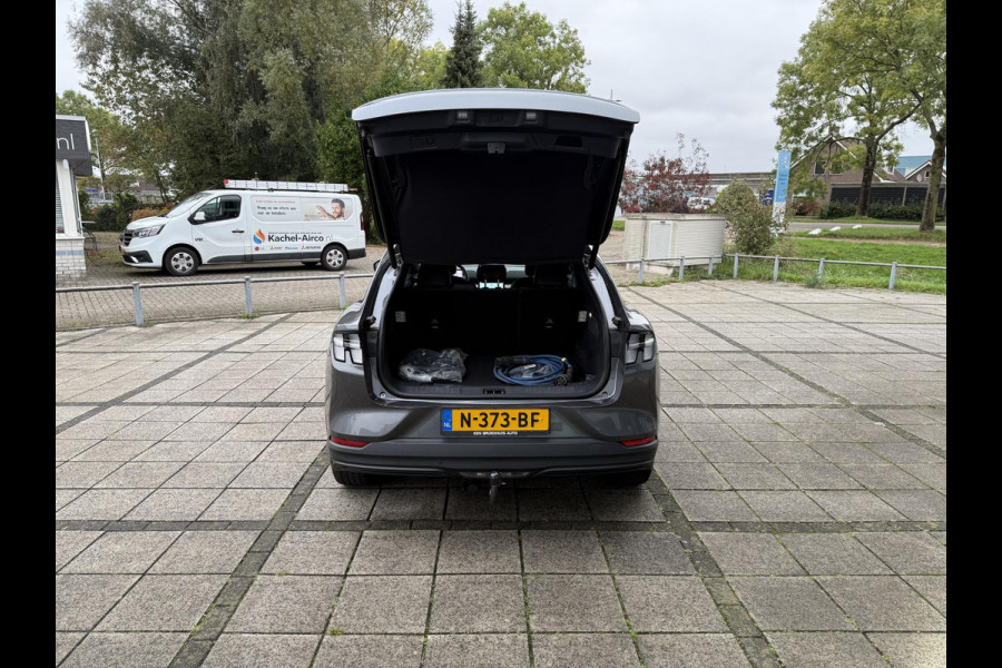 Ford Mustang Mach-E RWD 75 kWh | Trekhaak | Navi | Camera | B&O Sound |