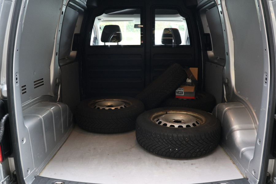 Volkswagen Caddy 2.0 TDI DSG | L+R Schuifdeur | CarPlay | Camera | Cruise control | Trekhaak | Airco | Cruise control | Dealer onderhouden | Nieuwe APK Volkswagen Caddy 2.0 TDI DSG | L+R Schuifdeur | CarPlay | Camera | Cruise control | Trekhaak | Airco | Cruise control | Dealer onderhouden | Nieuwe APK