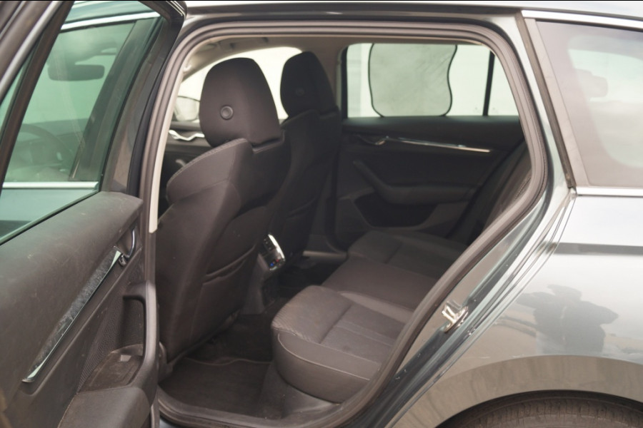 Škoda Octavia Combi 1.0 TSI Business Edition Plus -NAVI-LED-ECC-