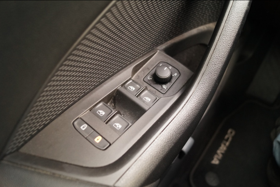 Škoda Octavia Combi 1.0 TSI Business Edition Plus -NAVI-LED-ECC-