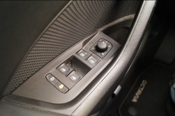 Škoda Octavia Combi 1.0 TSI Business Edition Plus -NAVI-LED-ECC-