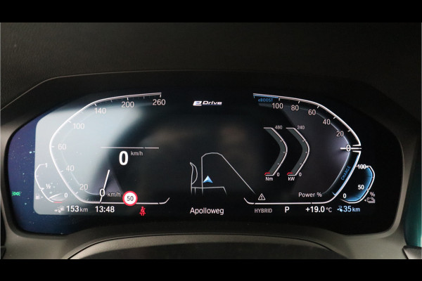 BMW 3-serie M-Sport 19inch / SOH91% / Glazen dak / HiFi / 50 Jahre / Camera / M Performance BMW 3-serie M-Sport 19inch / SOH91% / Glazen dak / HiFi / 50 Jahre / Camera / M Performance