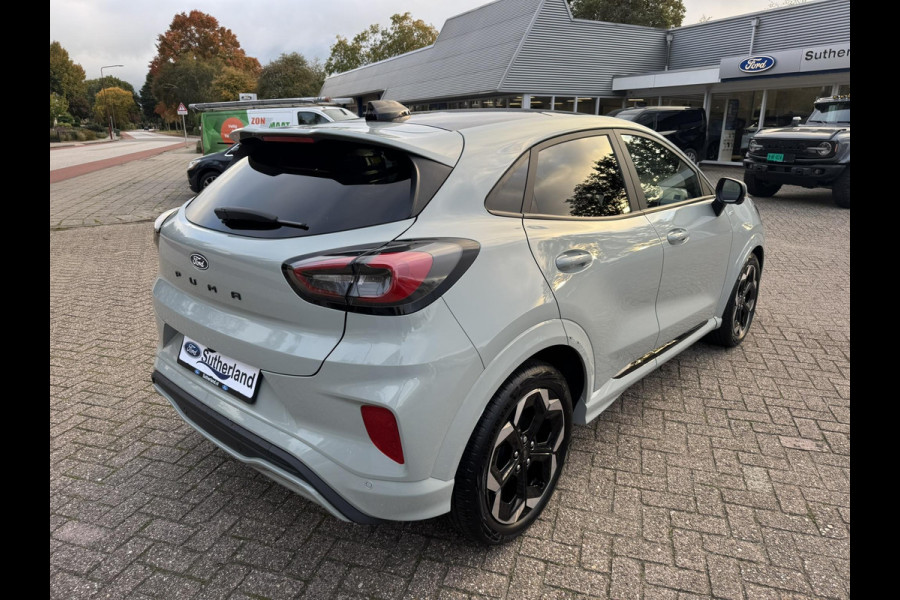 Ford Puma 1.0 EcoBoost Hybrid ST-Line X | 155pk Automaat |  Panoramadak | Afneembare trekhaak | Winter Pack | Adaptive cruise control | 360 graden camera | Bang&Olufsen | Elektrsiche achterklep | Matrix LED