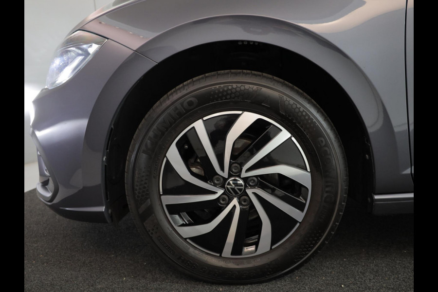 Volkswagen Polo 1.0 TSI Life Edition 95 pk | Verlengde garantie | Navigatie via App | Autom. airco | Parkeersensoren achter | Achteruitrijcamera | Adaptieve cruise control |