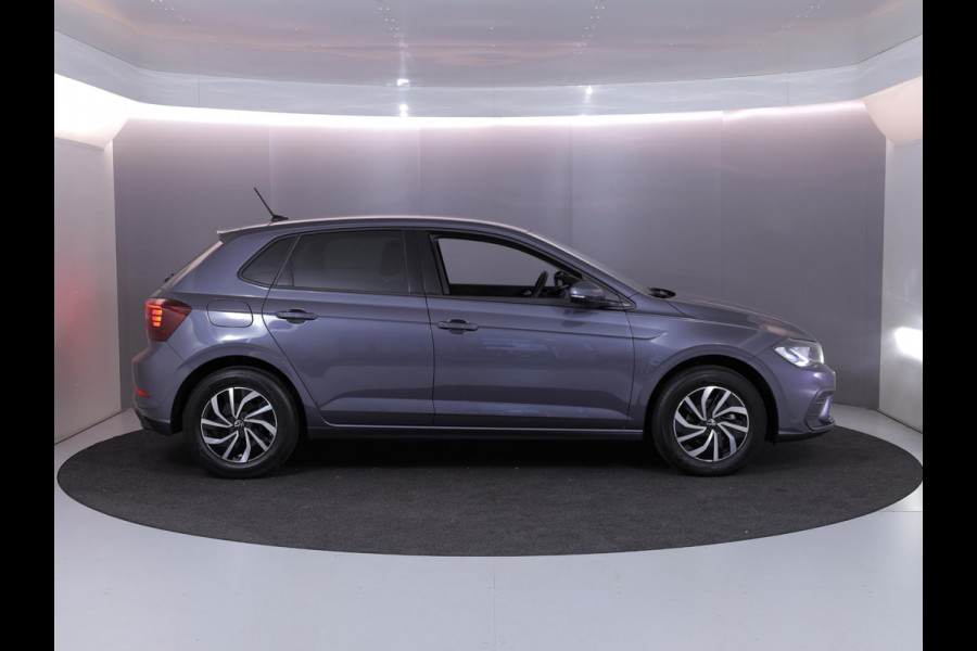 Volkswagen Polo 1.0 TSI Life Edition 95 pk | Verlengde garantie | Navigatie via App | Autom. airco | Parkeersensoren achter | Achteruitrijcamera | Adaptieve cruise control |