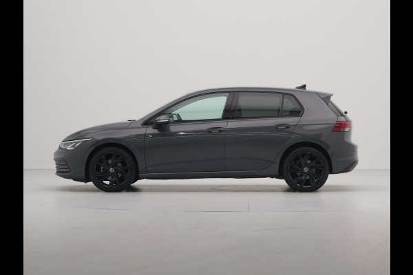 Volkswagen Golf 1.5 TSI 130pk first Navigatie Stoelverwarming Acc 18'' velgen 211 Volkswagen Golf 1.5 TSI 130pk first Navigatie Stoelverwarming Acc 18'' velgen 211