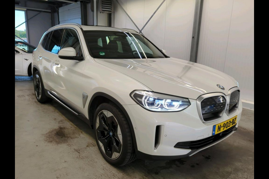 BMW iX3 High Executive 80 kWh | Trekhaak | Panorama | Leder | Navi | 360 Camera |