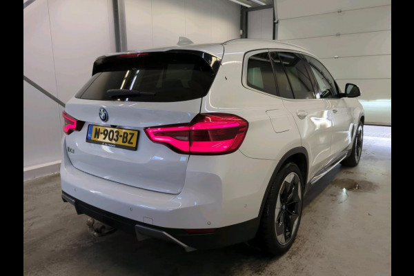 BMW iX3 High Executive 80 kWh | Trekhaak | Panorama | Leder | Navi | 360 Camera |