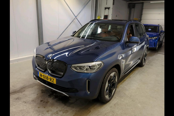 BMW iX3 High Executive 80 kWh | Trekhaak | Panorama | Leder | Navi | 360 Camera |