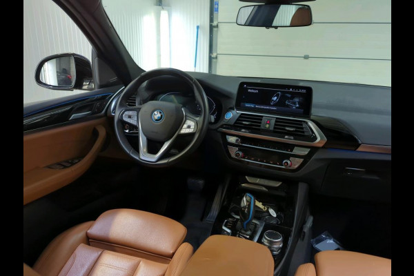 BMW iX3 High Executive 80 kWh | Trekhaak | Panorama | Leder | Navi | 360 Camera |