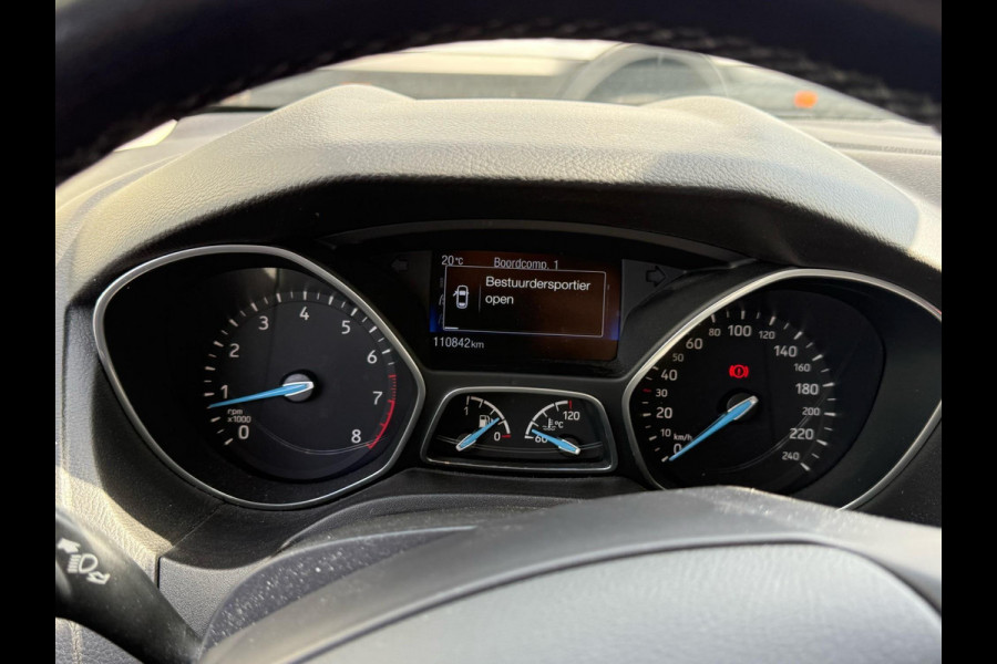 Ford FOCUS Wagon 1.5 Ecoboost Titanium 150pk 17 inch Velgen | Stoelverwarming | Navigatie | SYNC 3 | Voorruit verwarming | Cruise control