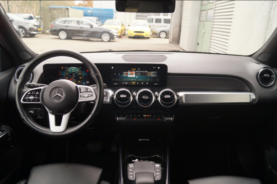 Mercedes-Benz Glb 180d Automaat Business Solution Luxury -LEER-NAVI-